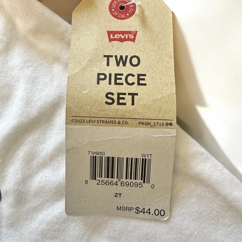 NWT Levi's Boys American Smiley Denim Short Set. Size 2t - Picture 4 of 8